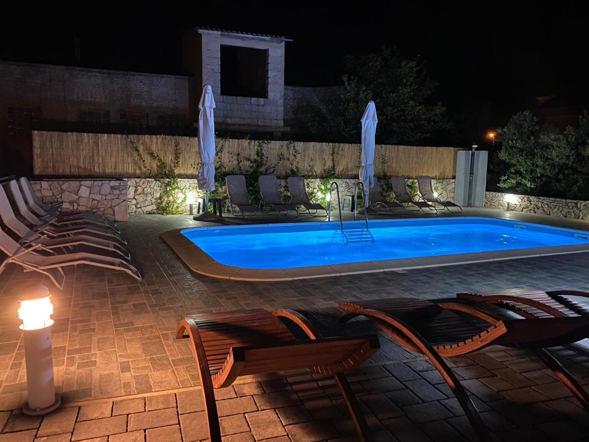 Apartments Carpe Diem พรีมอชเตน ภายนอก รูปภาพ
